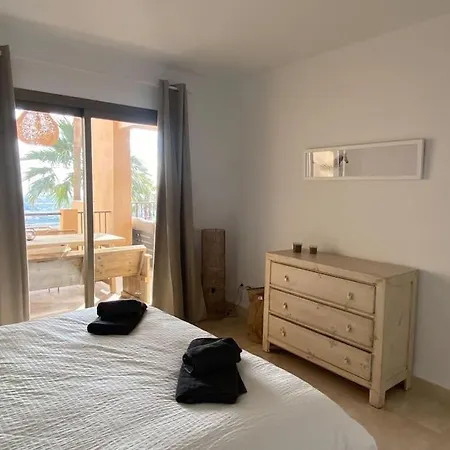 Elegant Apartment, Stunning Views, Fully Renovated In La Hacienda Del Senorio De Cifuentes Apartman *