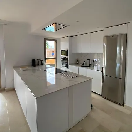 Elegant Apartment, Stunning Views, Fully Renovated In La Hacienda Del Senorio De Cifuentes Apartment Estepona