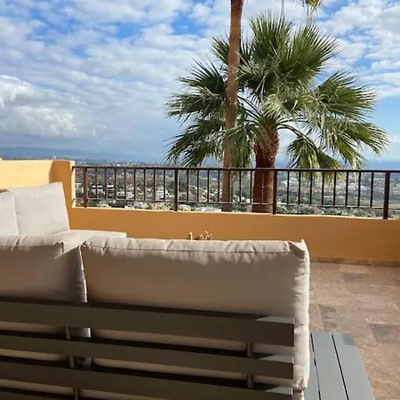 Apartment Elegant Apartment, Stunning Views, Fully Renovated In La Hacienda Del Senorio De Cifuentes Estepona
